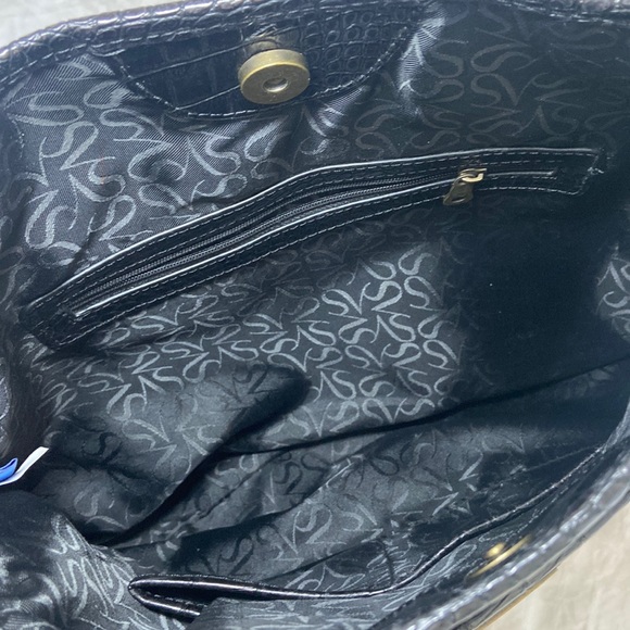 SIMPLY VERA VERA WANG - BLACK CROC EMBOSSED CROSSBODY BAG - Picture 10 of 17